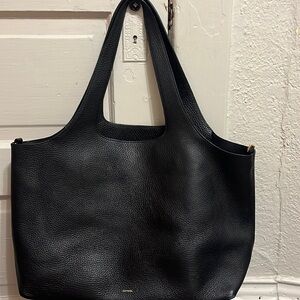 COPY - Cuyana System Tote 16 Inch in black
